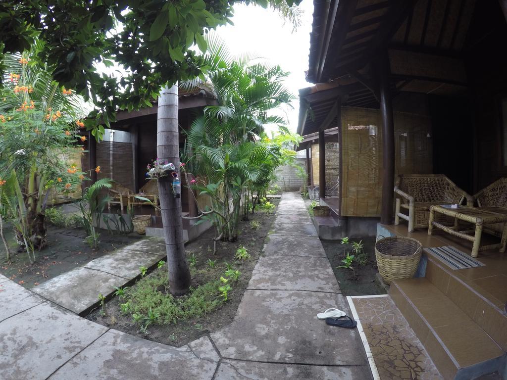 Alexyane Paradise Bungalow Gili Trawangan Luaran gambar