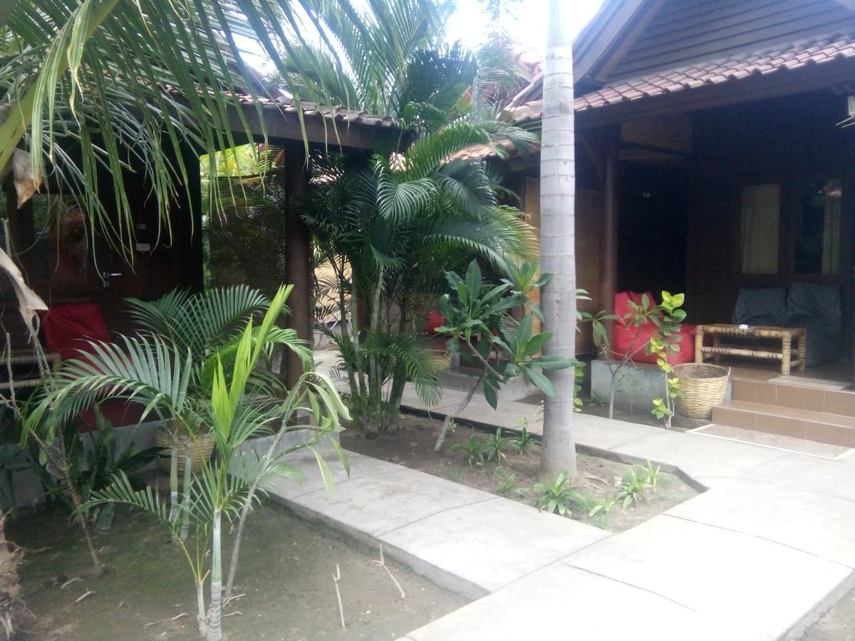 Alexyane Paradise Bungalow Gili Trawangan Luaran gambar